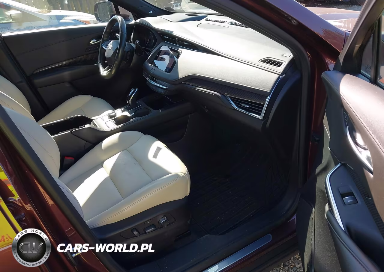 2023 Cadillac Xt4 Awd Sport VIN:1GYFZFR46PF100825 - 5