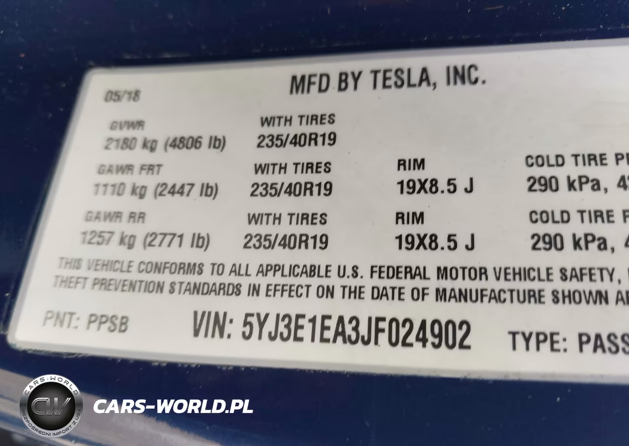 2018 Tesla Model 3 Long Range-Mid Range VIN:5YJ3E1EA3JF024902 - 9
