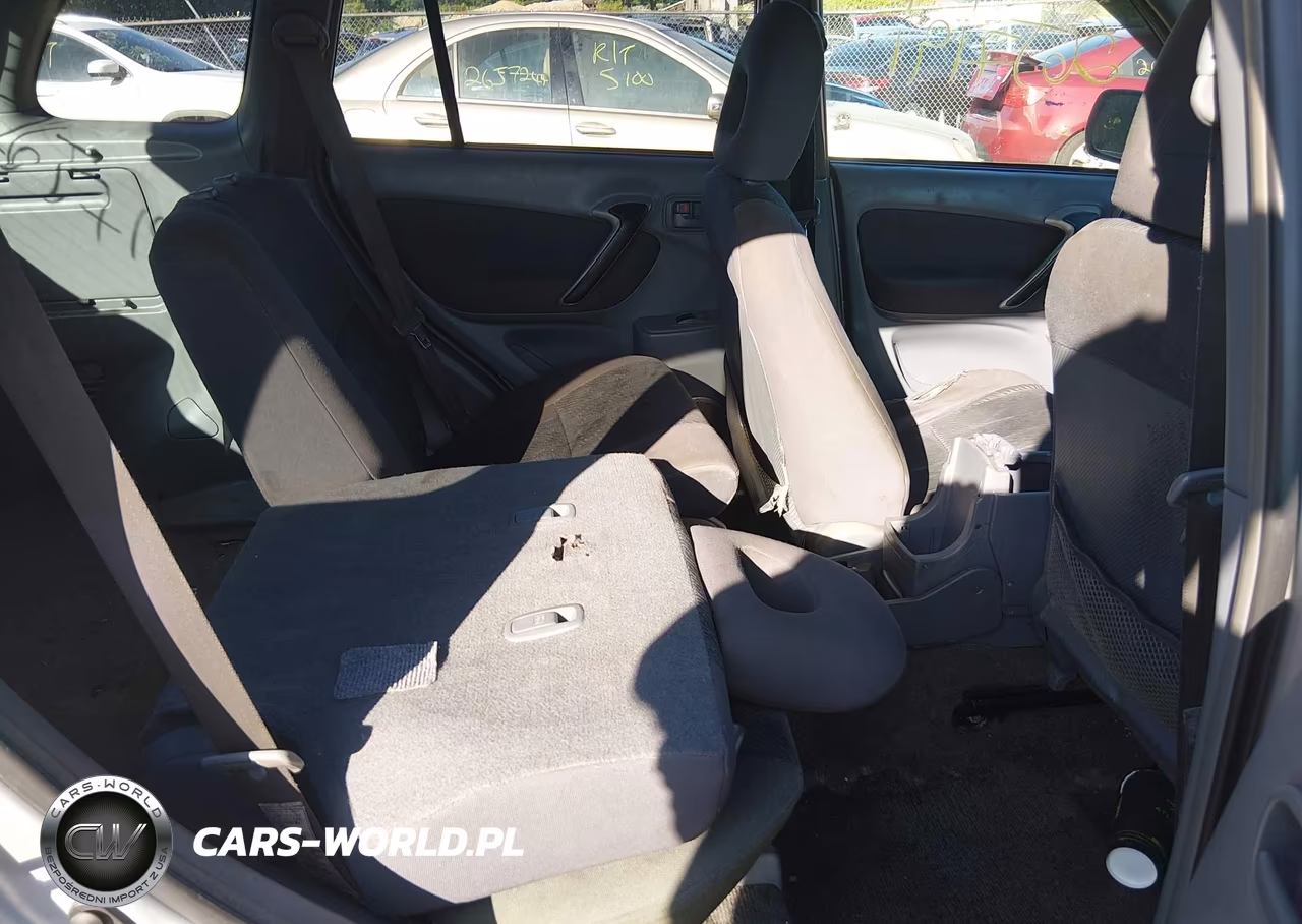 2002 Toyota Rav4 VIN:JTEHH20V420174834 - 8