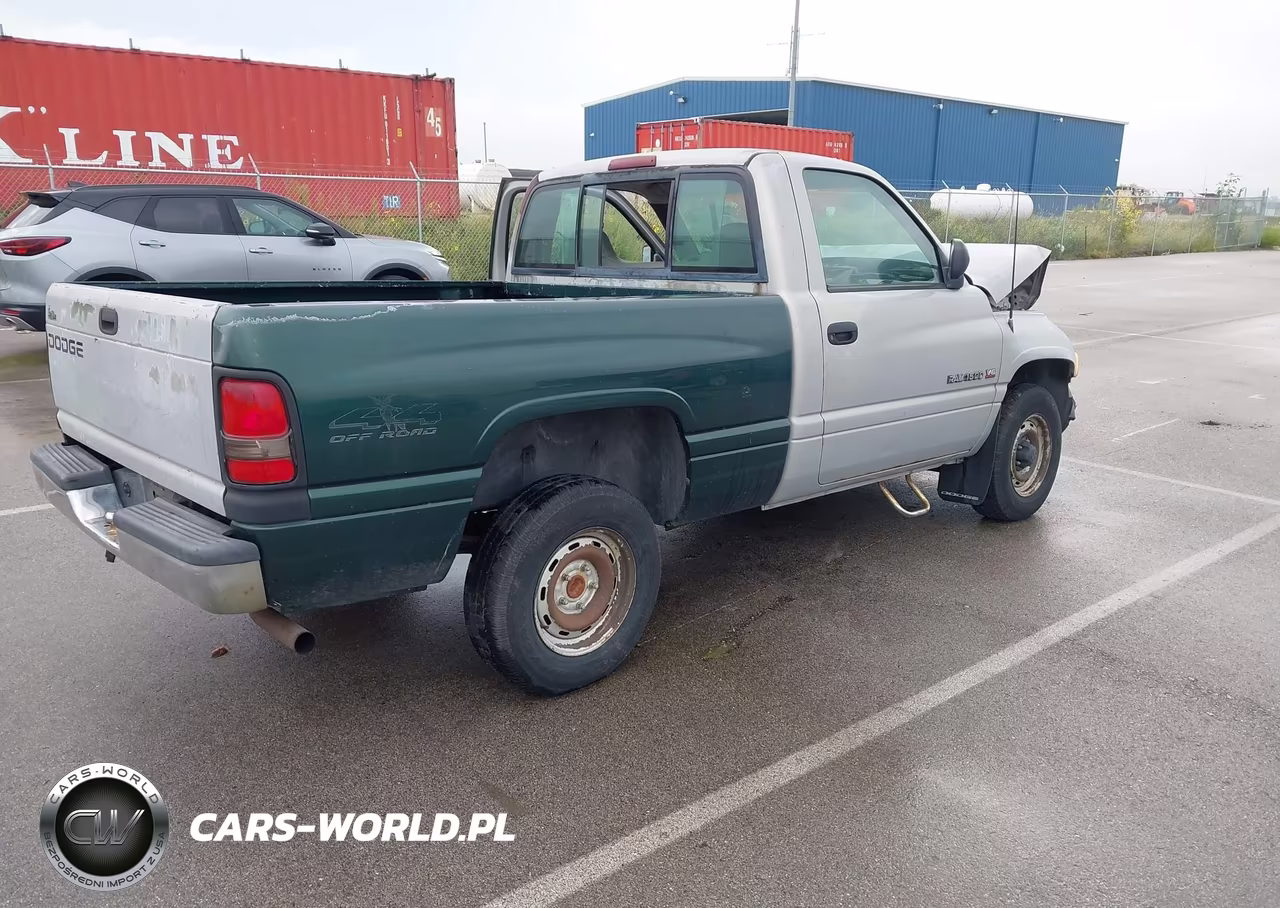 1995 Dodge Ram 1500 VIN:1B7HC16X2SS199130 - 4