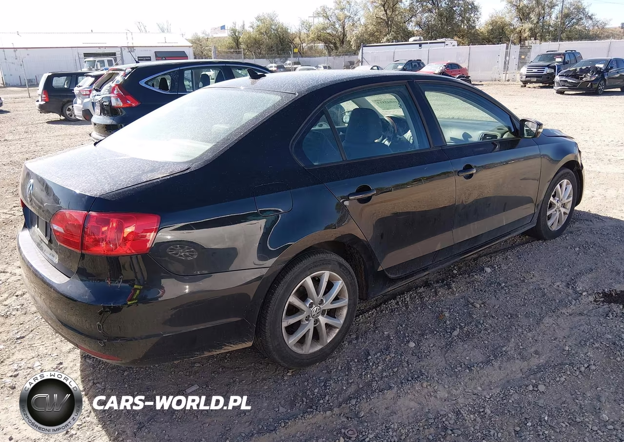 2012 Volkswagen Jetta 2.5L Se VIN:3VWDX7AJXCM399866 - 4