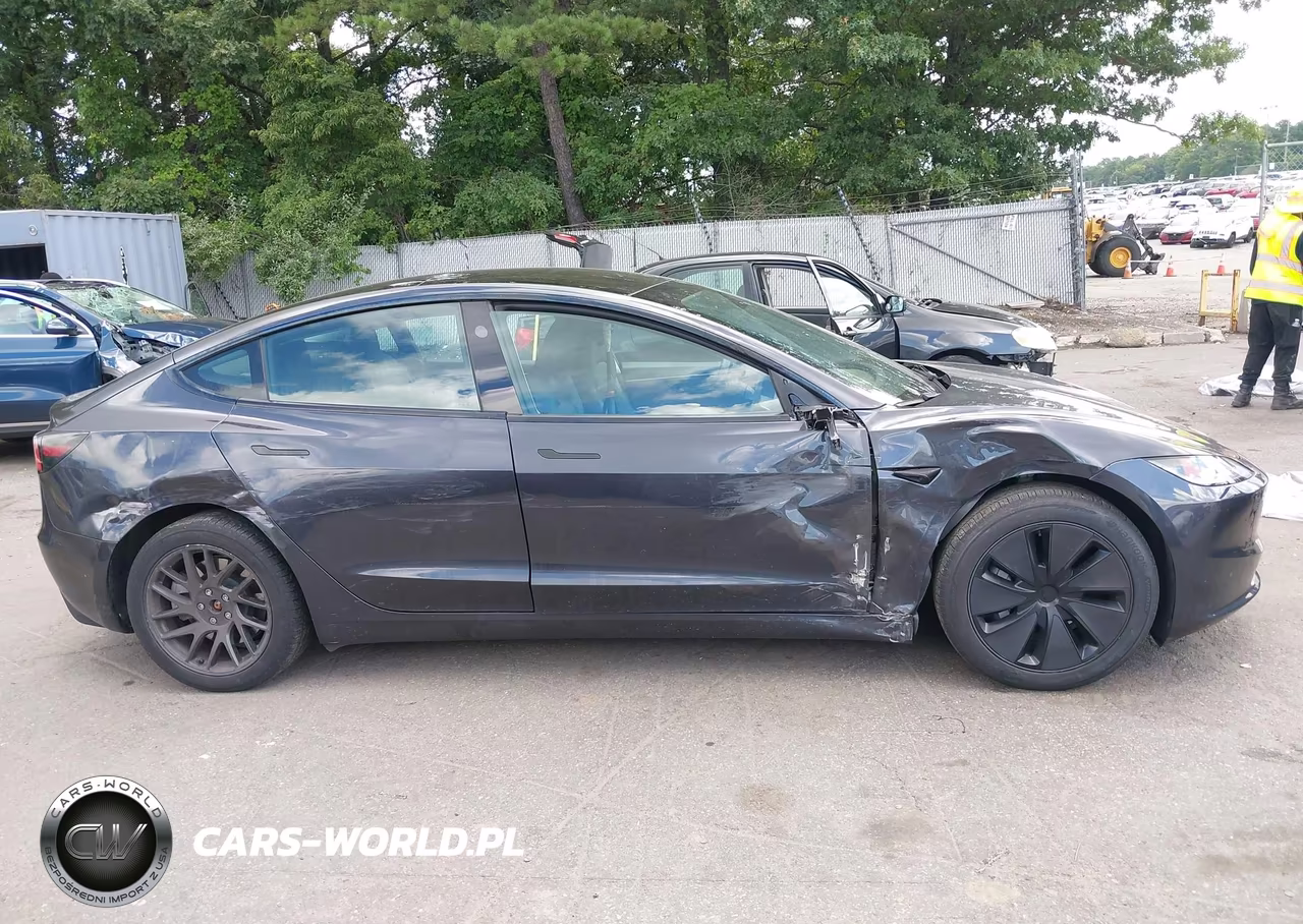 2024 Tesla Model 3 Long Range Dual Motor All-Wheel Drive VIN:5YJ3E1EB0RF818115 - 14