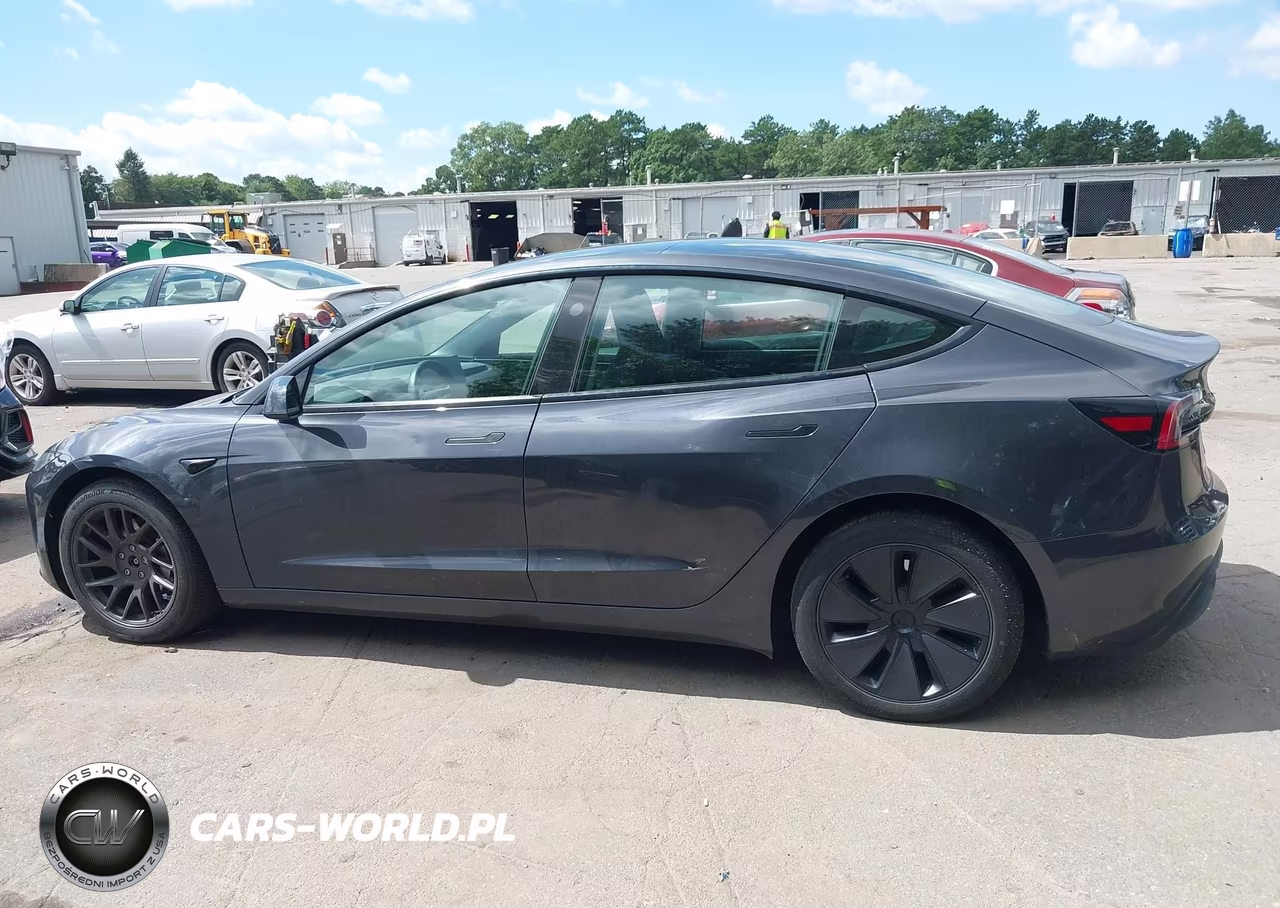 2024 Tesla Model 3 Long Range Dual Motor All-Wheel Drive VIN:5YJ3E1EB0RF818115 - 15