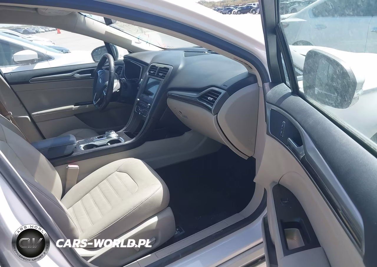 2018 Ford Fusion Se VIN:3FA6P0HD8JR240112 - 5