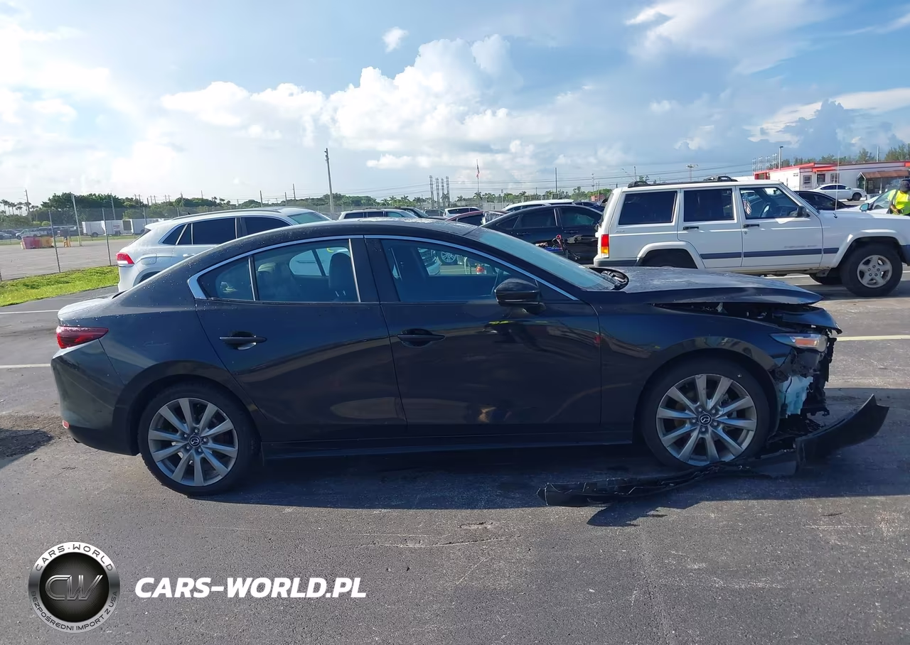 2022 Mazda Mazda3 VIN:3MZBPBCL9NM312731 - 13