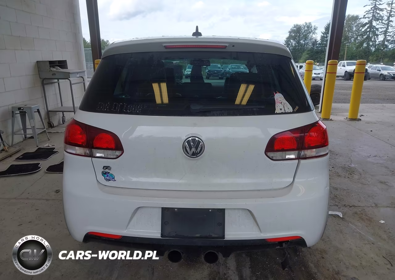 2013 Volkswagen Golf R 4-Door VIN:WVWPF7AJ3DW118060 - 16