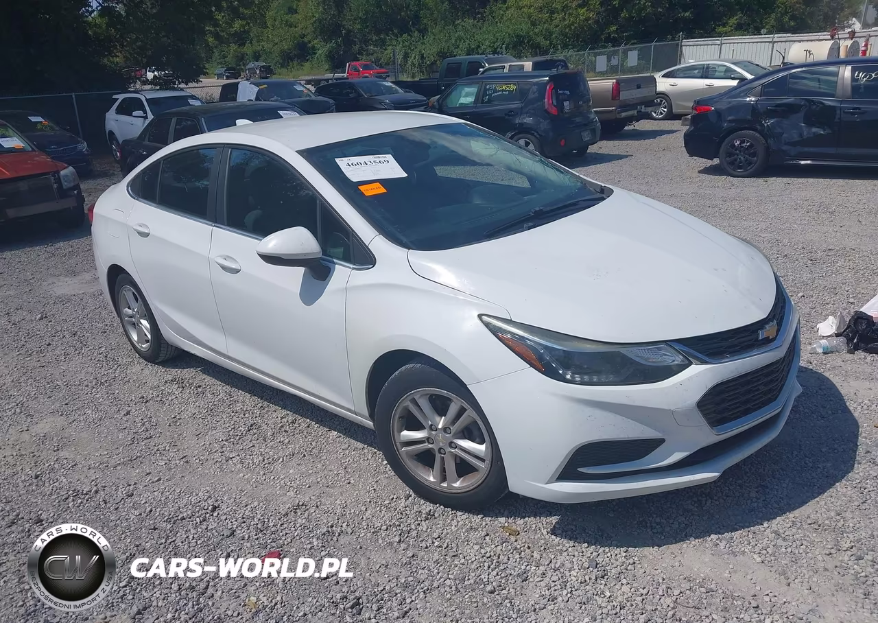 2017 Chevrolet Cruze Lt Auto – zdjęcie 1 z 19