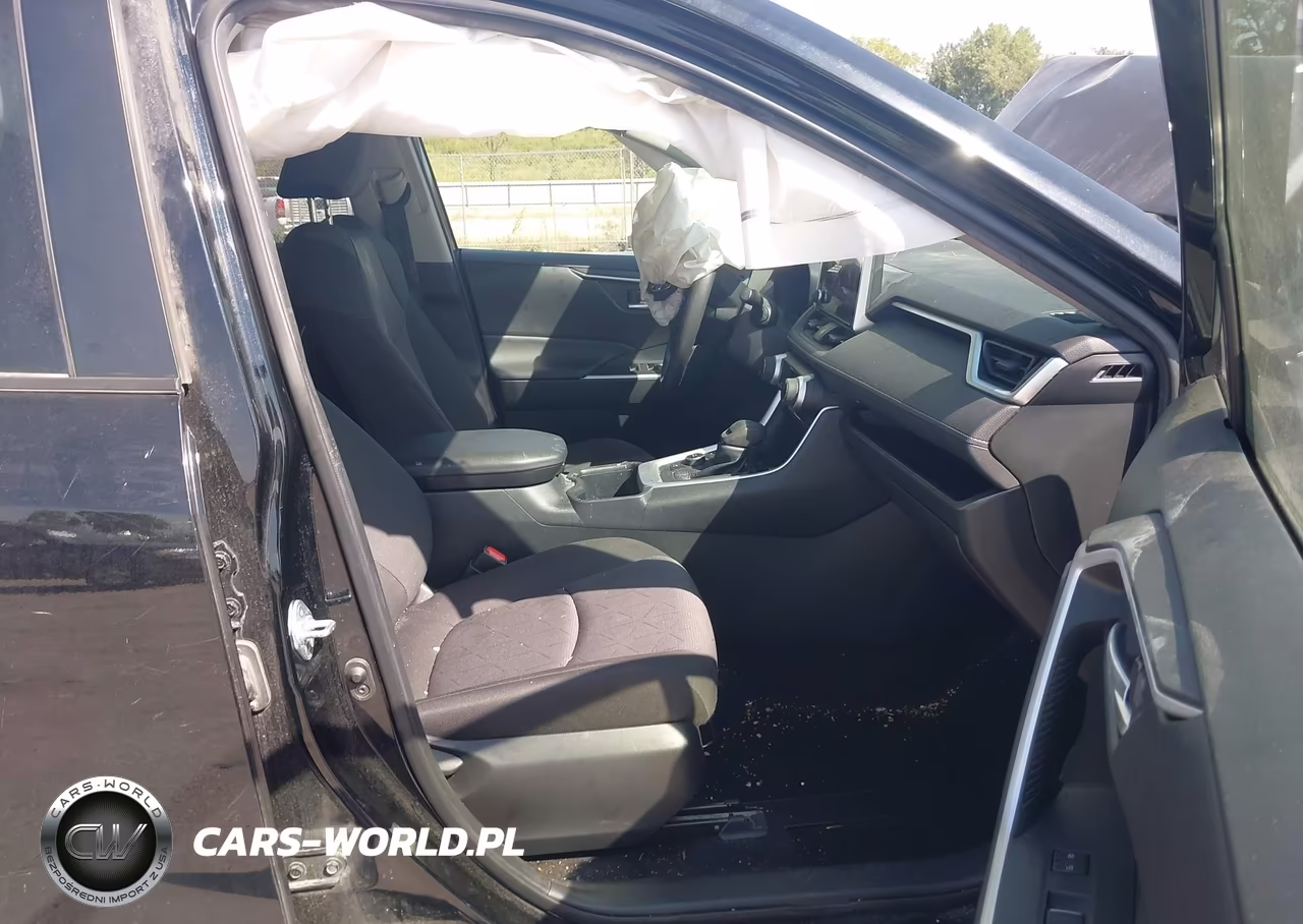2023 Toyota Rav4 Hybrid Xle VIN:JTMRWRFV1PD172943 - 5