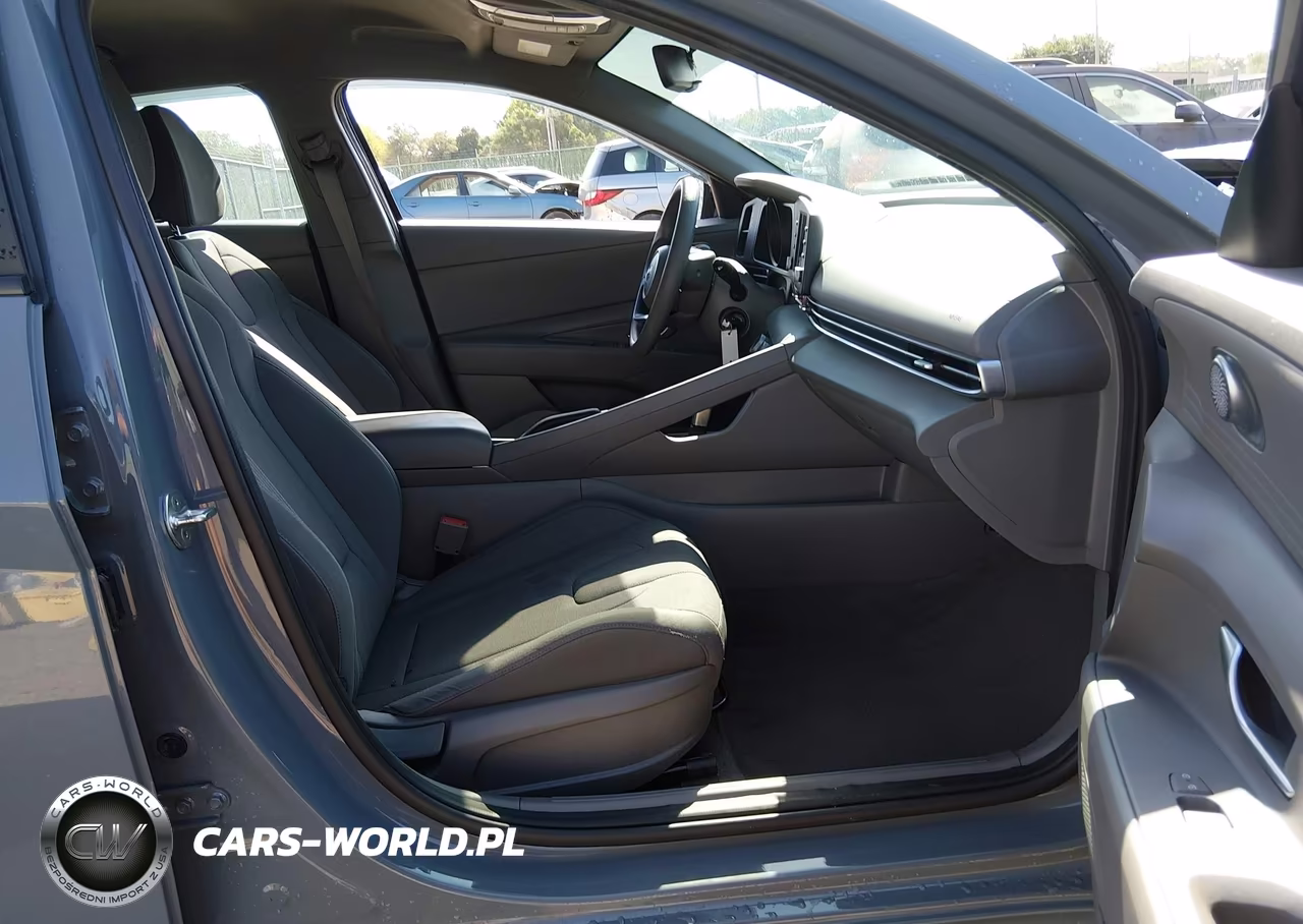 2023 Hyundai Elantra Se VIN:KMHLL4AGXPU433685 - 5