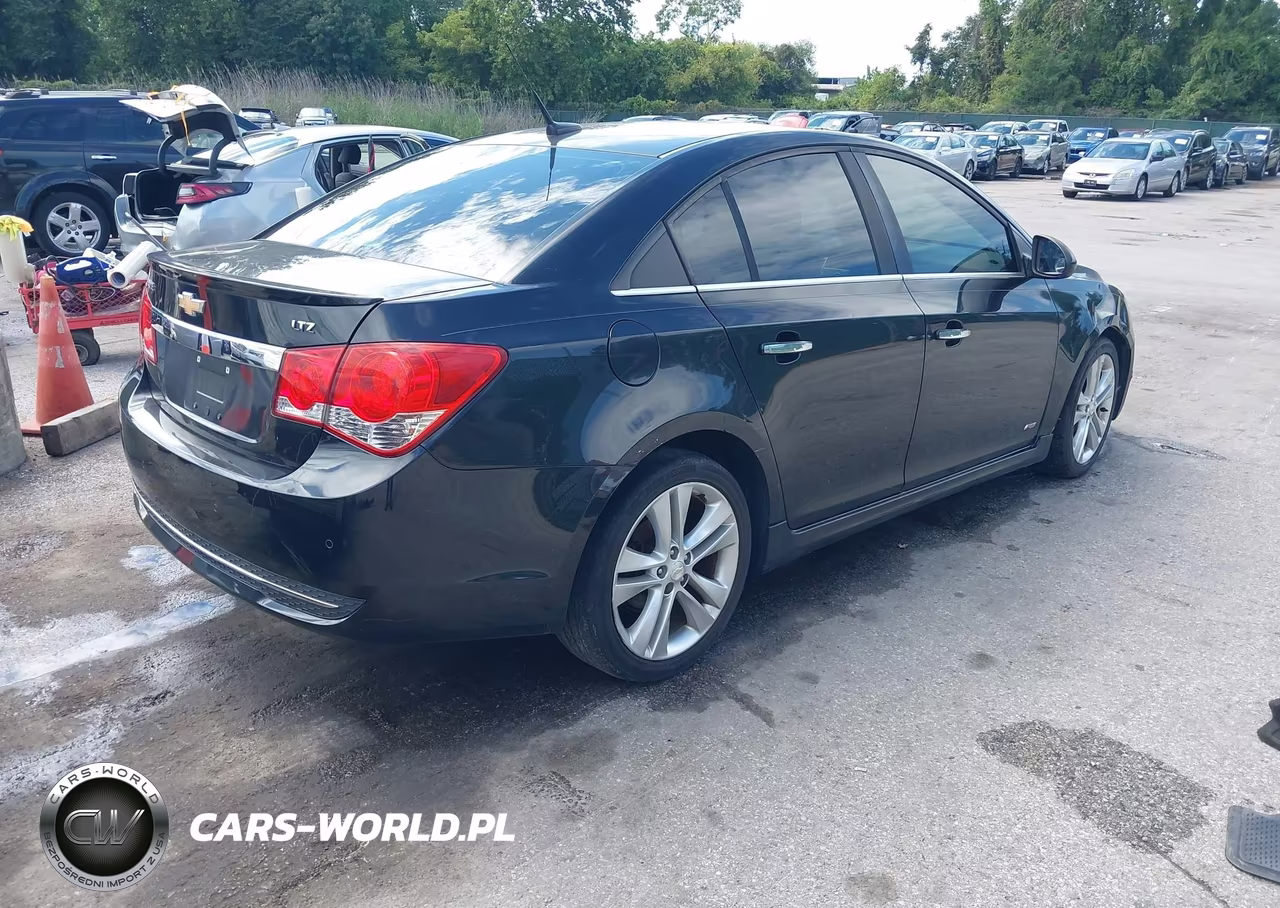2011 Chevrolet Cruze Ltz VIN:1G1PH5S97B7208833 - 4