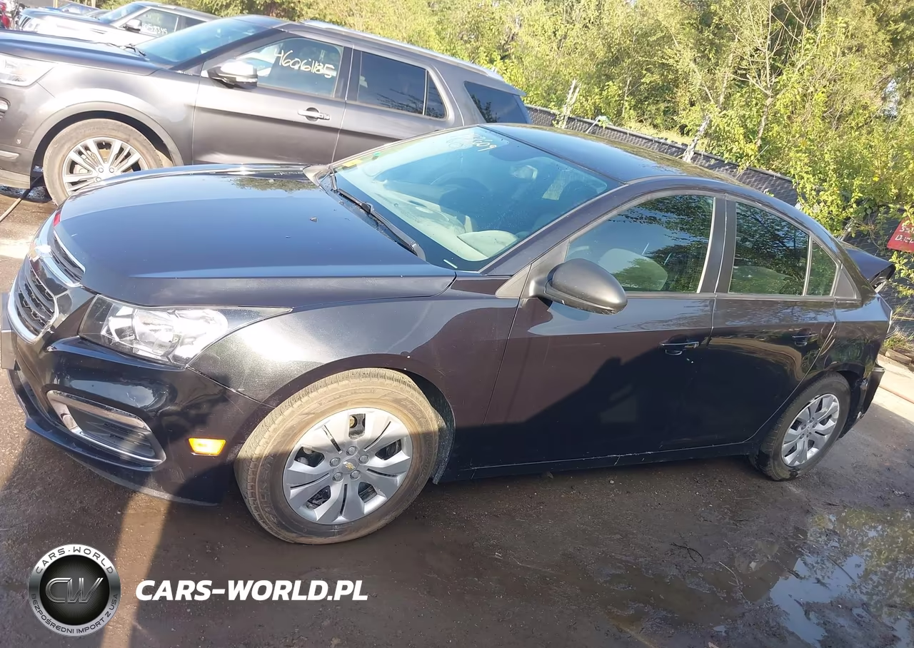2015 Chevrolet Cruze Ls Auto VIN:1G1PA5SG4F7188680 - 14