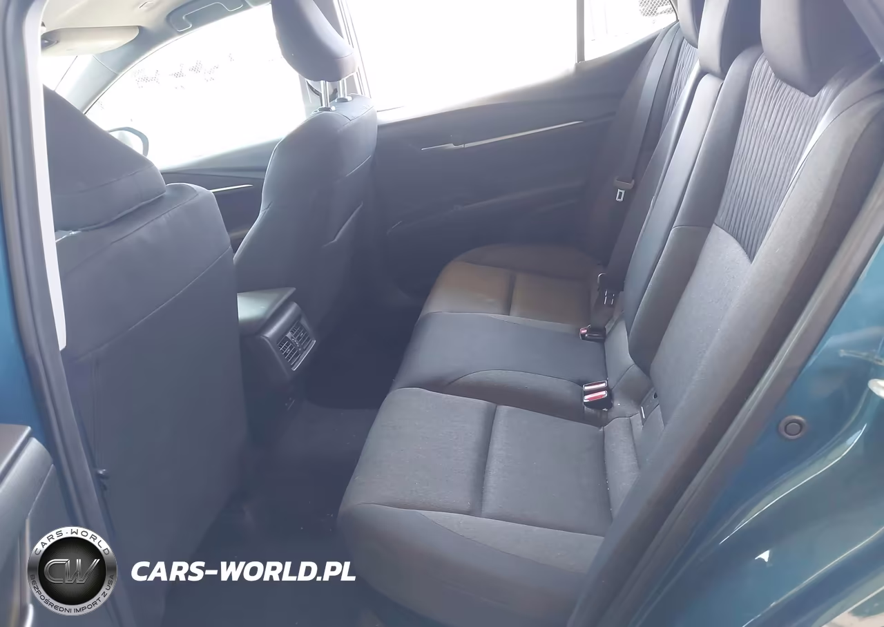 2025 Toyota Camry Le VIN:4T1DAACK5SU186868 - 8