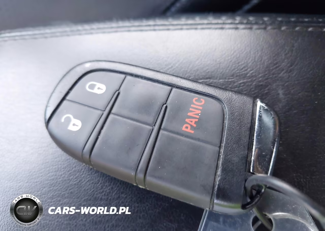 2024 Jeep Compass Latitude 4X4 VIN:3C4NJDBN4RT607750 - 11