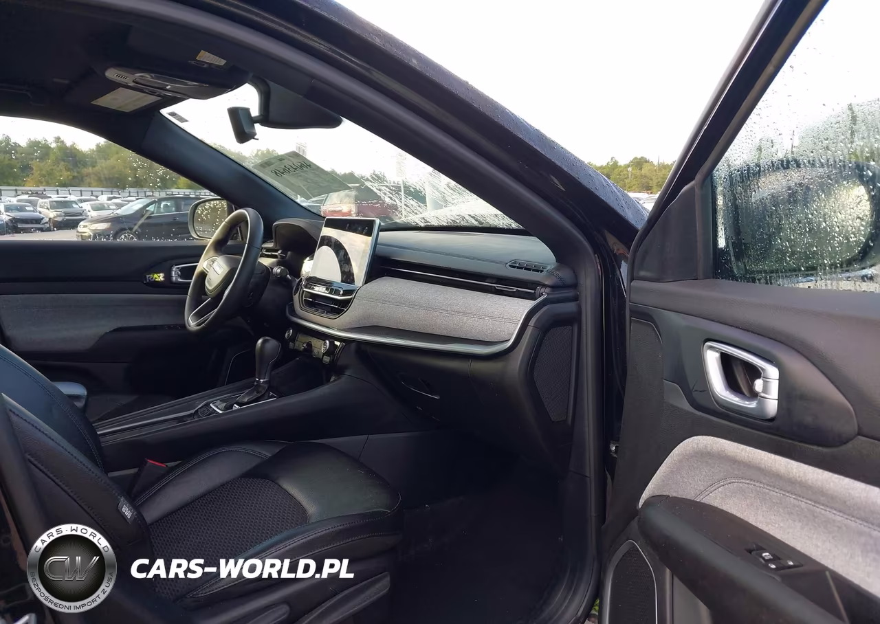 2024 Jeep Compass Latitude 4X4 VIN:3C4NJDBN4RT607750 - 5