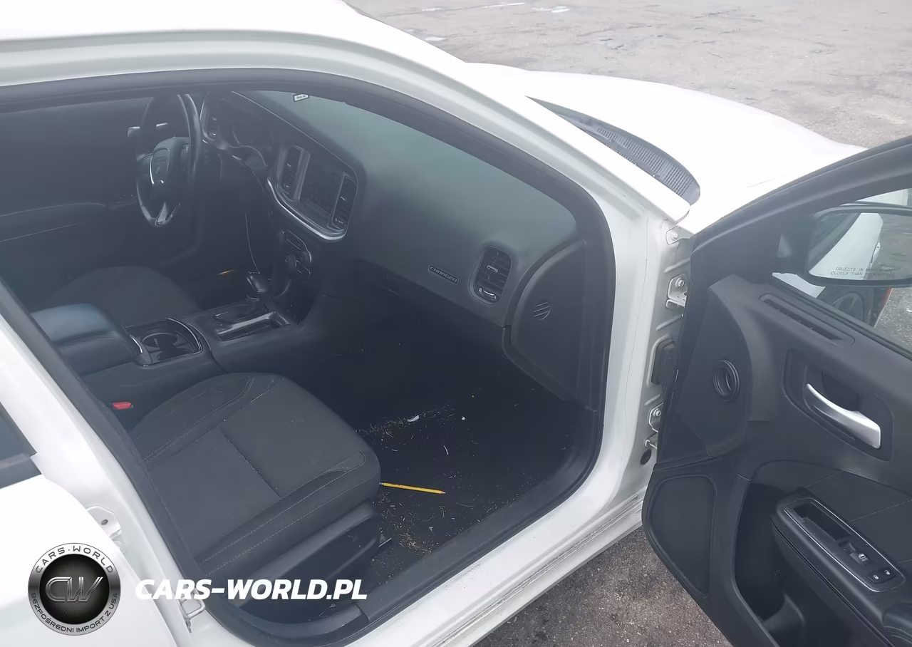 2019 Dodge Charger Sxt Rwd VIN:2C3CDXBG1KH745329 - 5