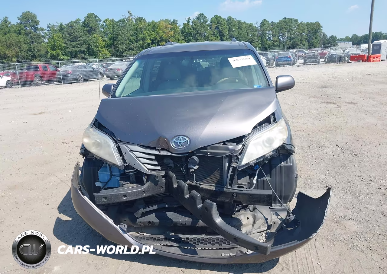 2013 Toyota Sienna Xle V6 8 Passenger VIN:5TDYK3DCXDS377912 - 6