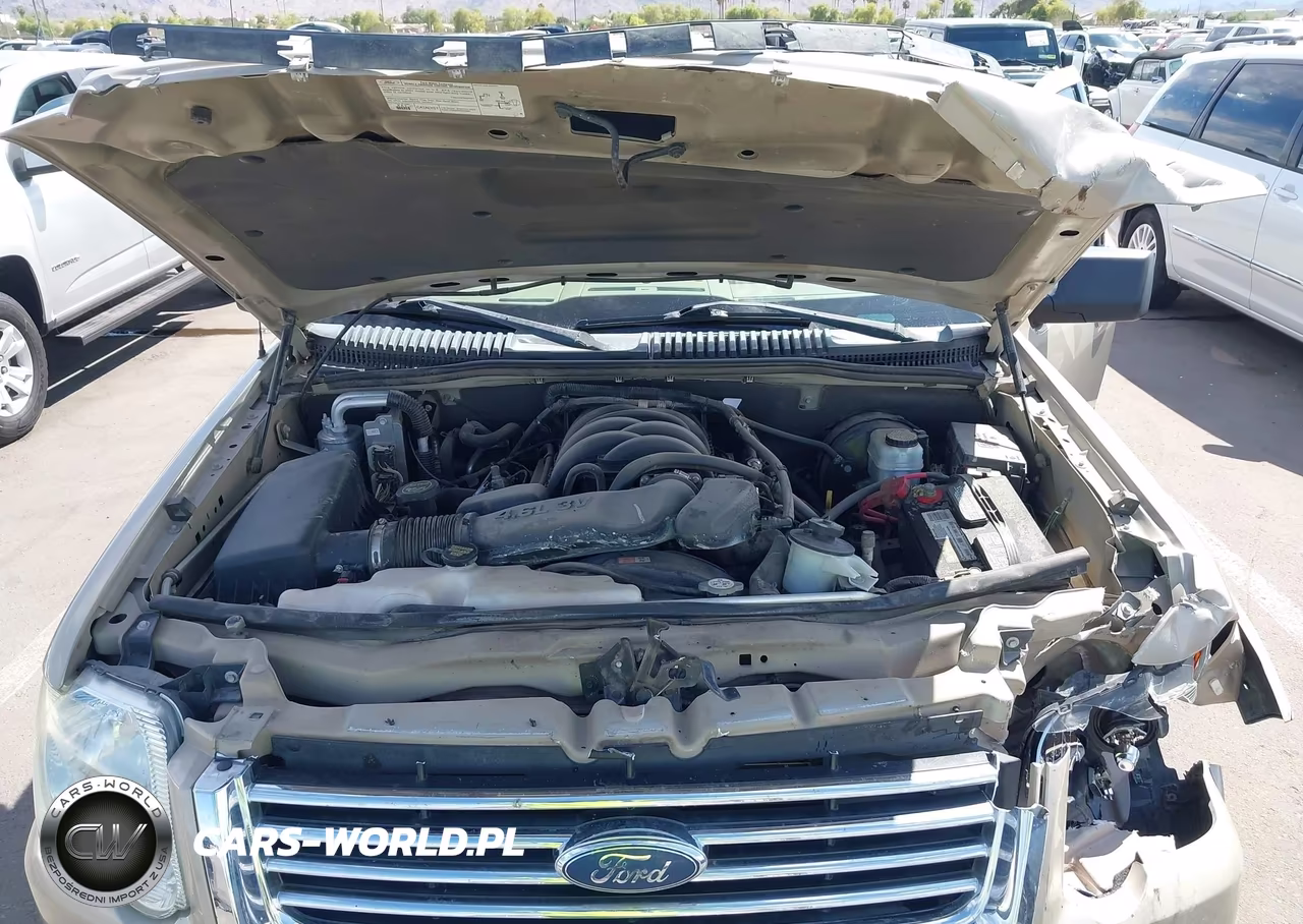 2007 Ford Explorer Xlt VIN:1FMEU63897UB26063 - 10