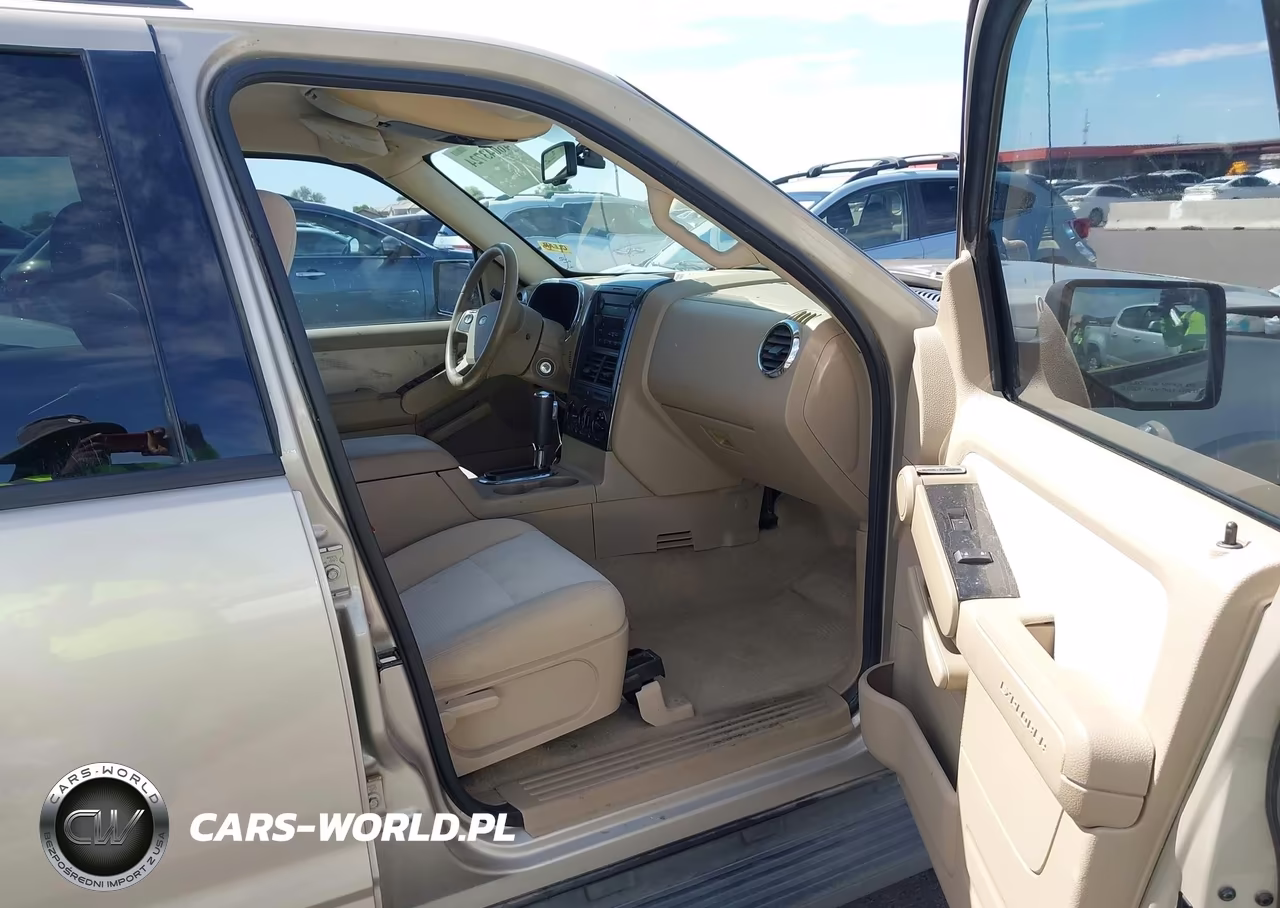 2007 Ford Explorer Xlt VIN:1FMEU63897UB26063 - 5