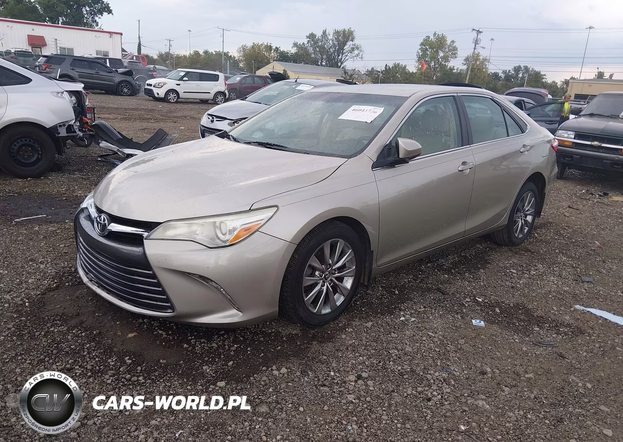 2016 Toyota Camry Xle VIN:4T4BF1FK1GR530696 - 2