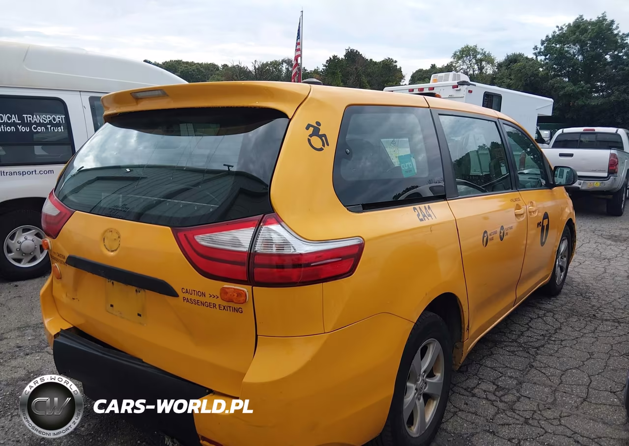 2016 Toyota Sienna L 7 Passenger VIN:5TDZK3DC8GS695746 - 4