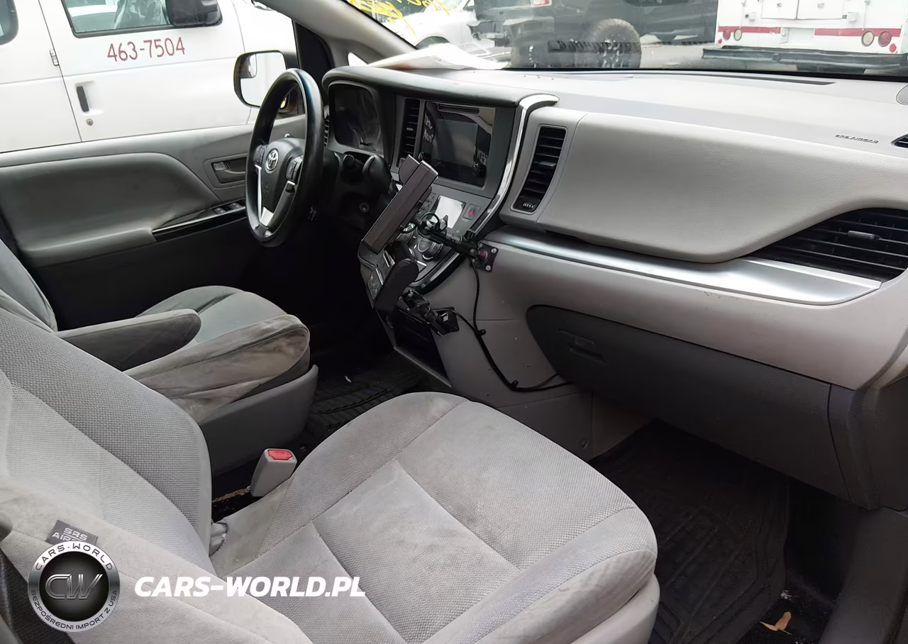 2016 Toyota Sienna L 7 Passenger VIN:5TDZK3DC8GS695746 - 5
