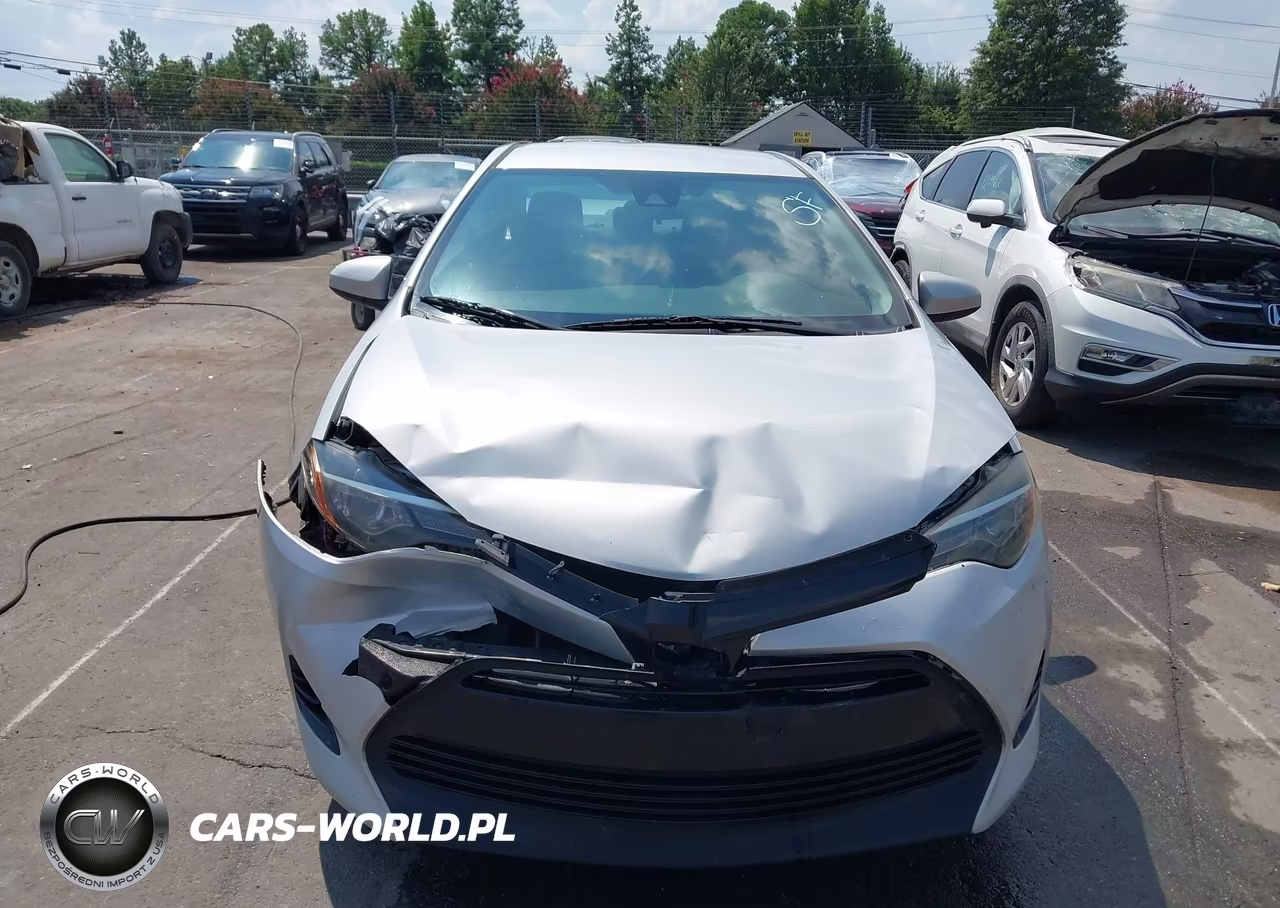 2017 Toyota Corolla Le VIN:2T1BURHE8HC897443 - 12