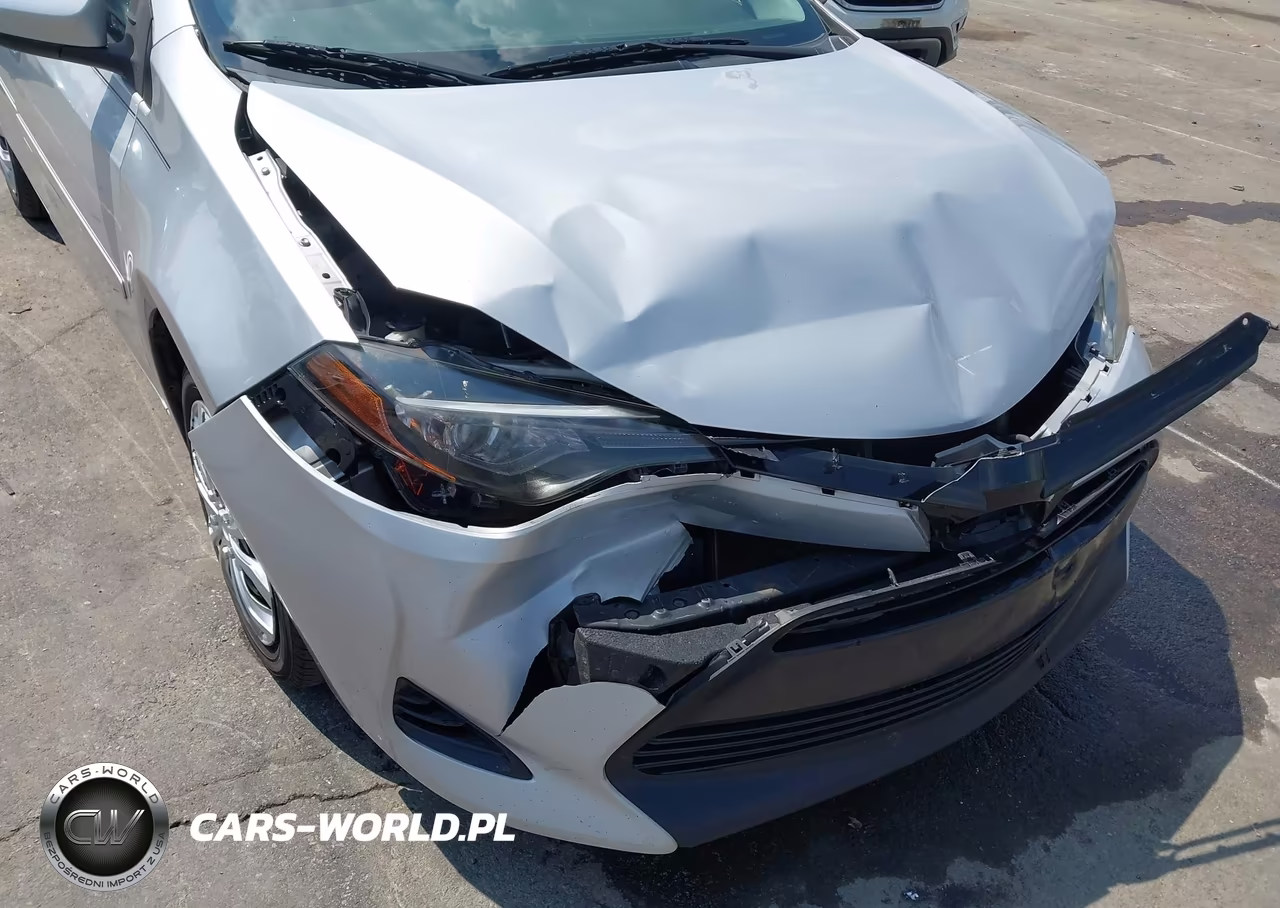 2017 Toyota Corolla Le VIN:2T1BURHE8HC897443 - 6