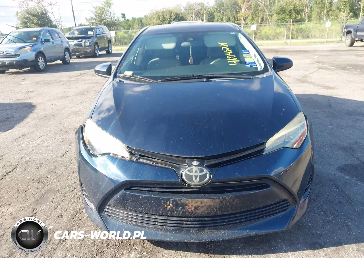 2017 Toyota Corolla Le VIN:5YFBURHE0HP732390 - 12