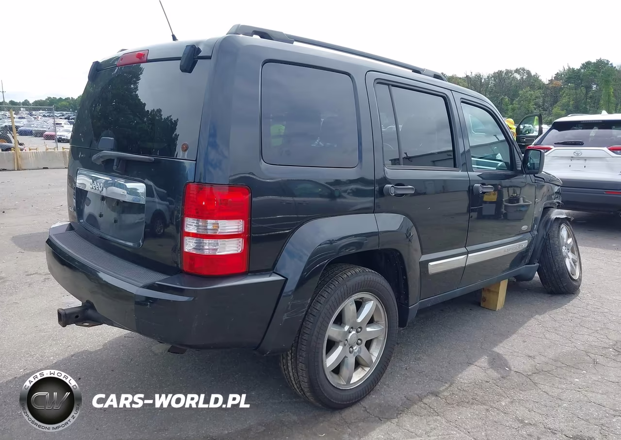 2012 Jeep Liberty Sport VIN:1C4PJMAK9CW214845 - 4
