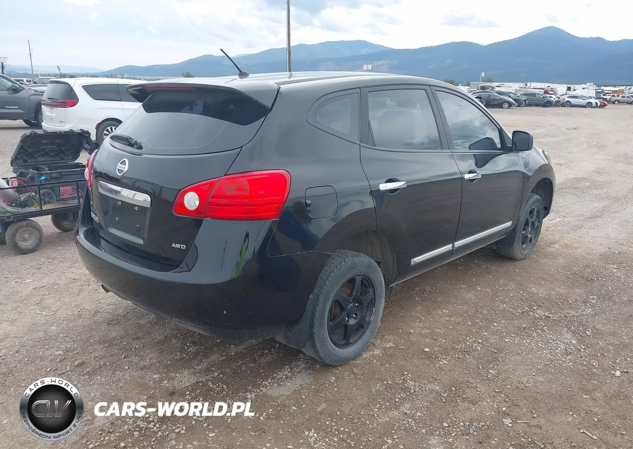 2013 Nissan Rogue S VIN:JN8AS5MV8DW645083 - 4