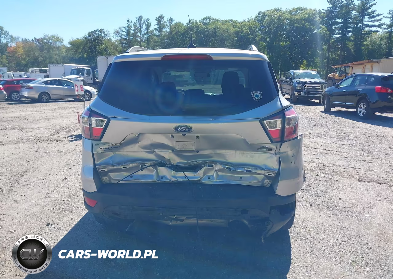 2018 Ford Escape Se VIN:1FMCU9GD9JUB66666 - 16