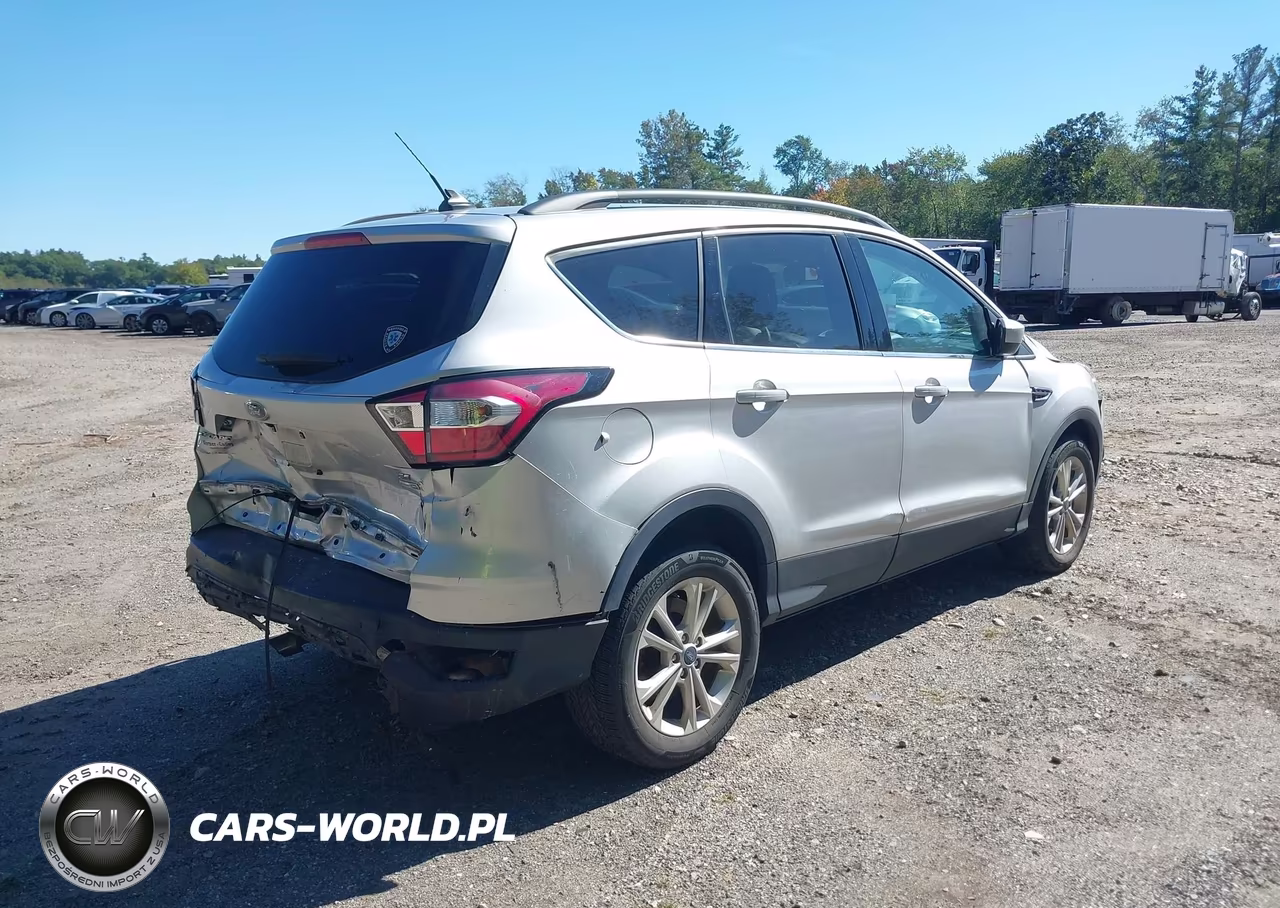 2018 Ford Escape Se VIN:1FMCU9GD9JUB66666 - 4