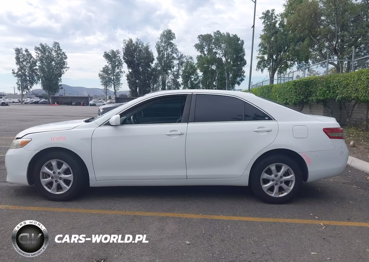 2011 Toyota Camry Le VIN:4T1BF3EK2BU775197 - 14