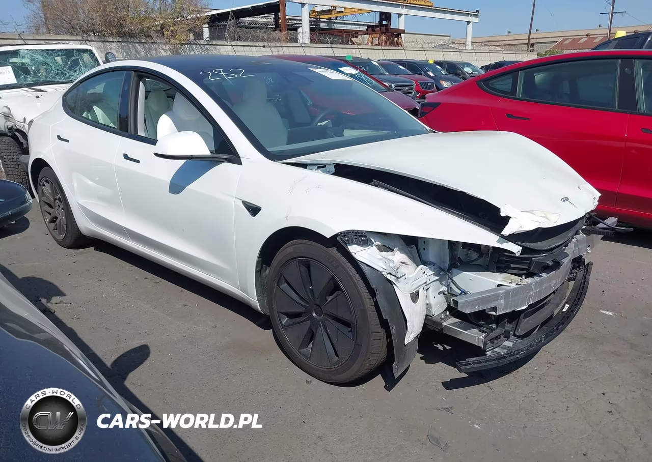 2025 Tesla Model 3 Long Range All-Wheel Drive – zdjęcie 1 z 19