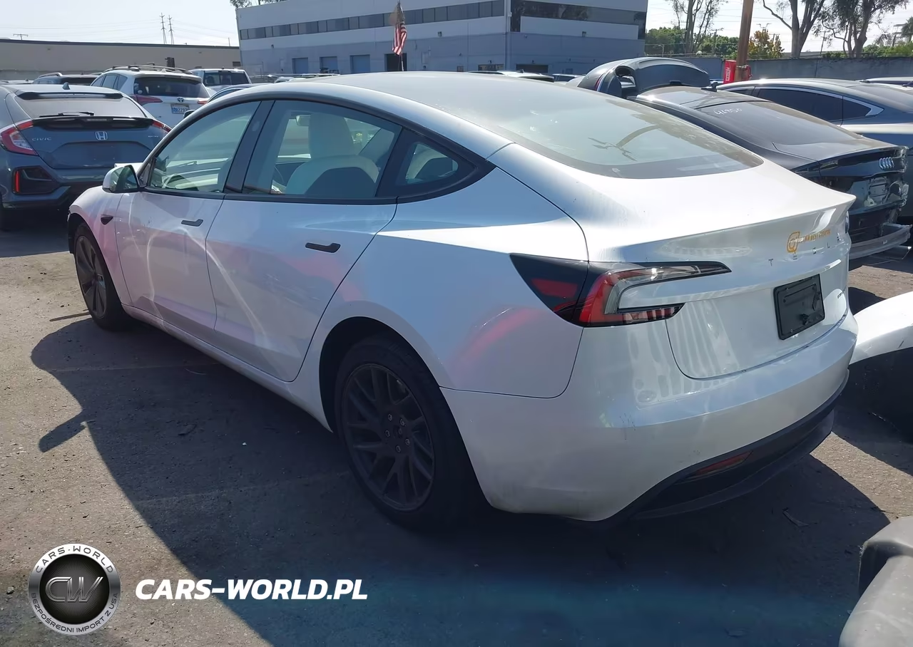 2025 Tesla Model 3 Long Range All-Wheel Drive VIN:5YJ3E1EB5SF874282 - 3