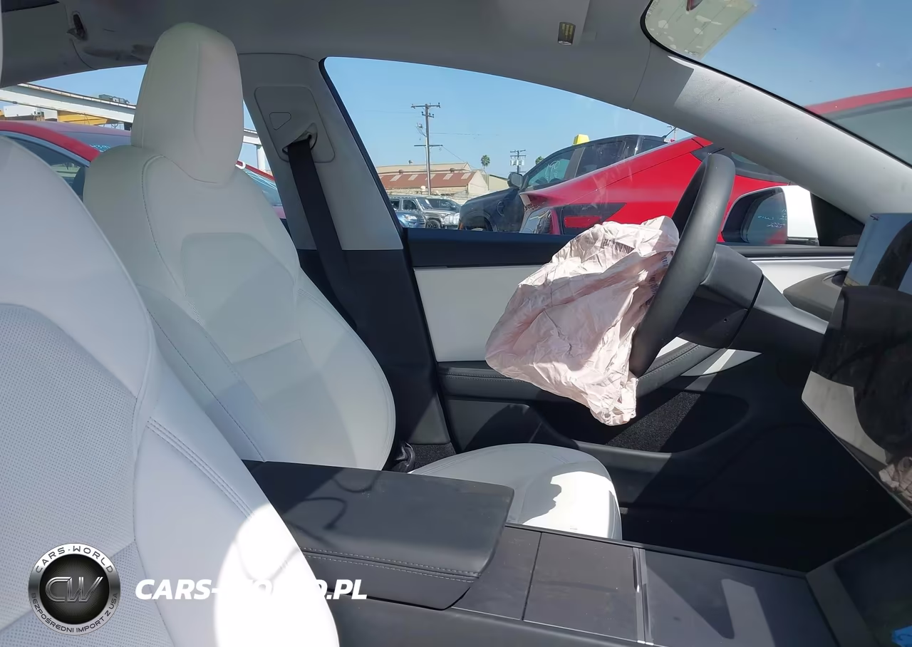 2025 Tesla Model 3 Long Range All-Wheel Drive VIN:5YJ3E1EB5SF874282 - 5