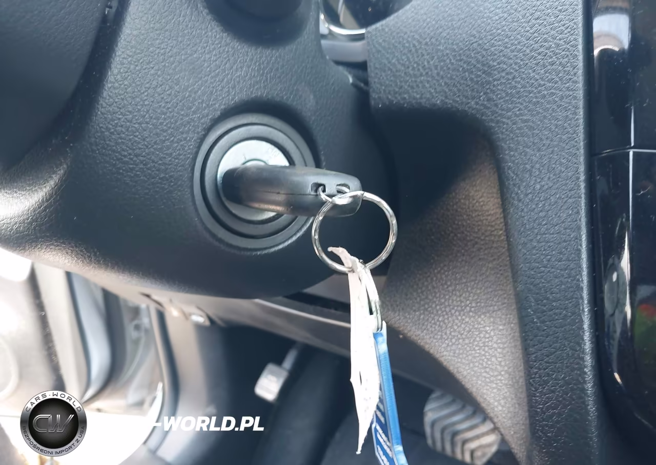 2017 Nissan Rogue S VIN:JN8AT2MTXHW384622 - 11