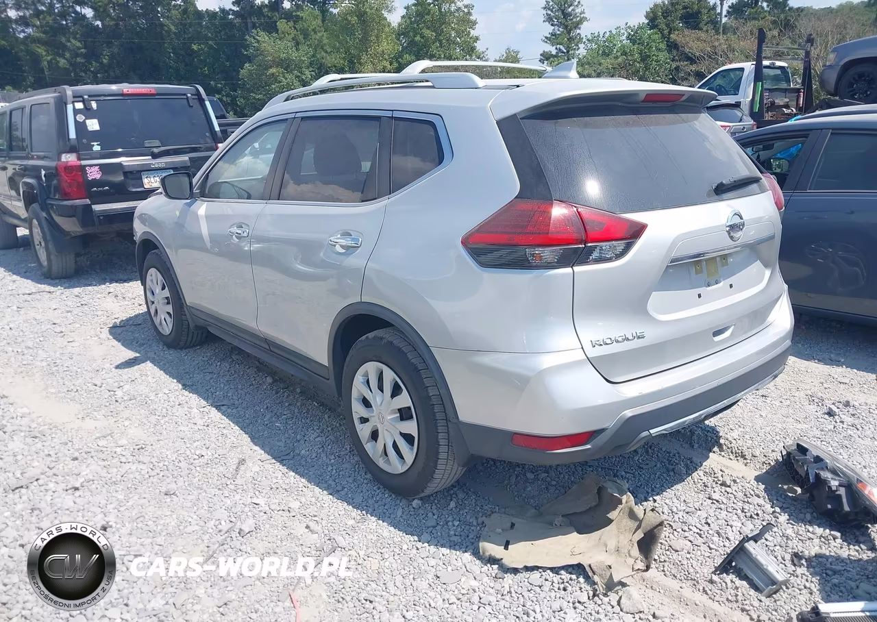2017 Nissan Rogue S VIN:JN8AT2MTXHW384622 - 3