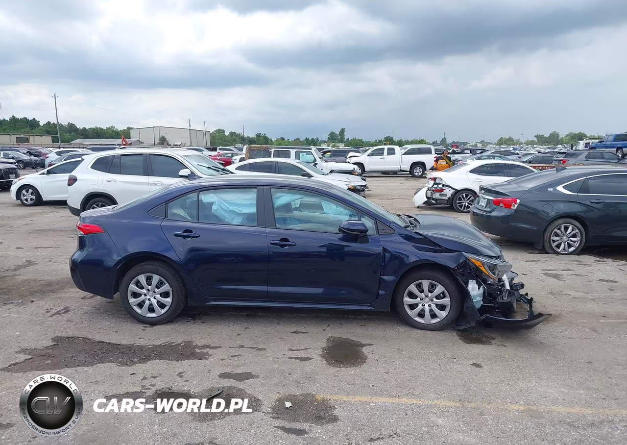 2026 Toyota Corolla Le VIN:5YFB4MDE4TP464882 - 13