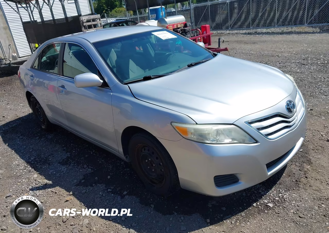 2011 Toyota Camry – zdjęcie 1 z 16