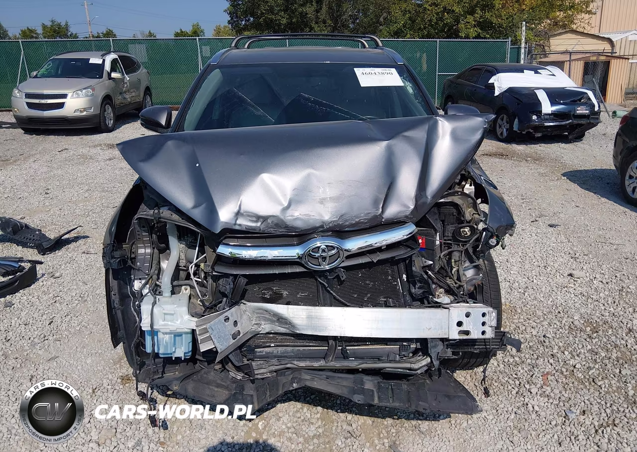 2016 Toyota Highlander Xle V6 VIN:5TDJKRFH0GS251334 - 13