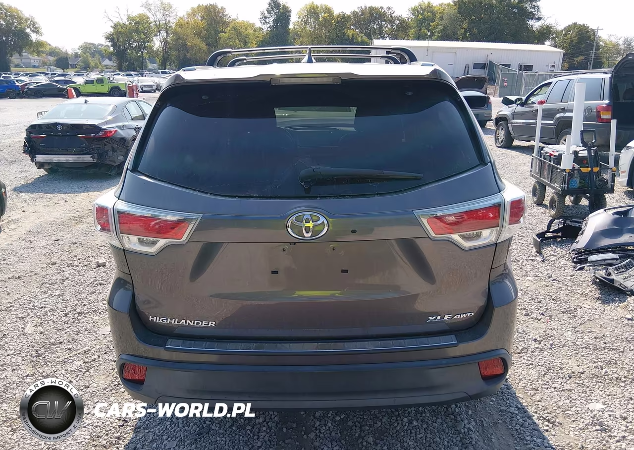 2016 Toyota Highlander Xle V6 VIN:5TDJKRFH0GS251334 - 17