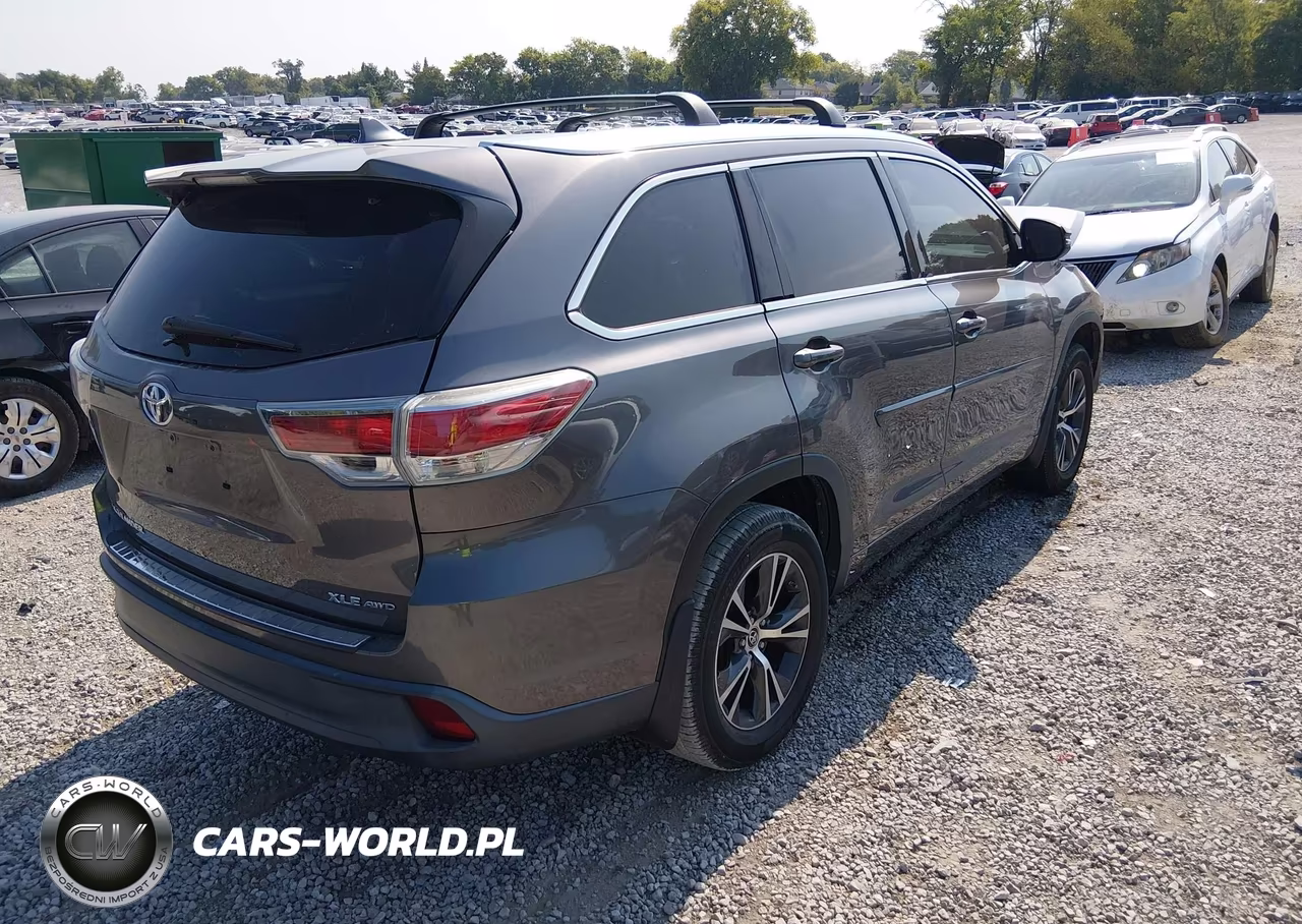 2016 Toyota Highlander Xle V6 VIN:5TDJKRFH0GS251334 - 4