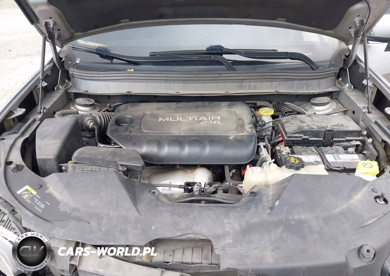 2019 Jeep Cherokee Latitude Fwd VIN:1C4PJLCB8KD205300 - 10