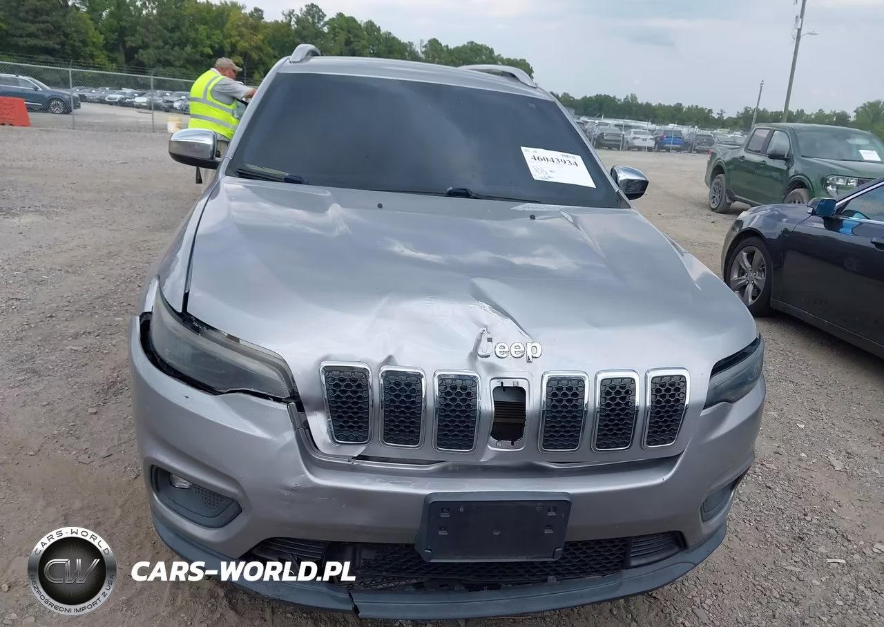 2019 Jeep Cherokee Latitude Fwd VIN:1C4PJLCB8KD205300 - 12