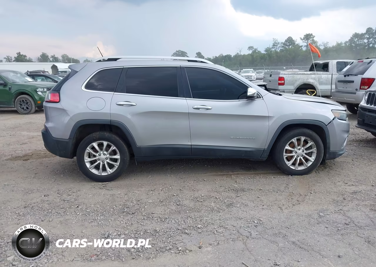 2019 Jeep Cherokee Latitude Fwd VIN:1C4PJLCB8KD205300 - 13