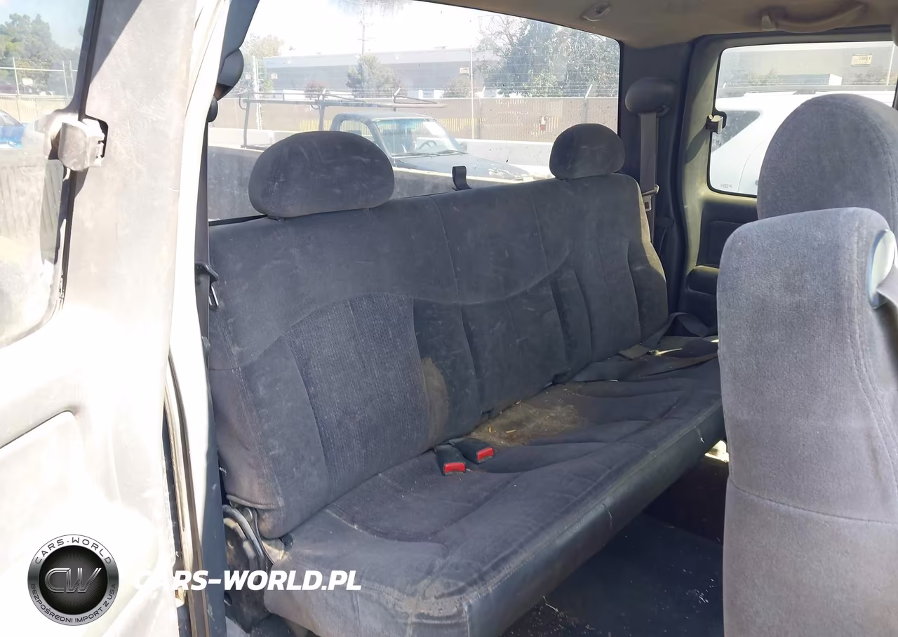 2001 Chevrolet Silverado 2500Hd Ls VIN:1GCHC29U51E314758 - 8