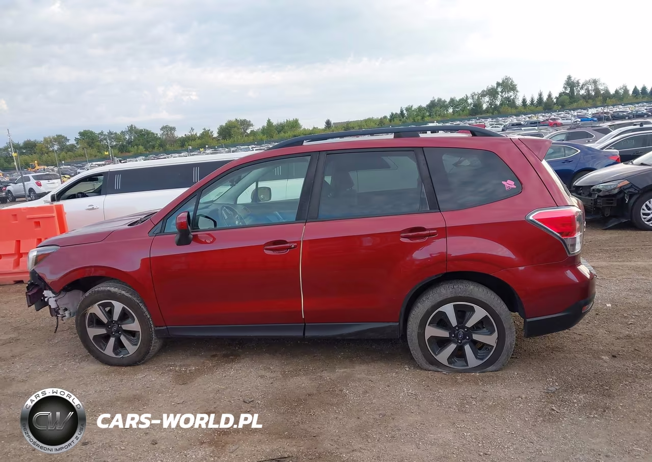2018 Subaru Forester 2.5I Premium VIN:JF2SJAGC8JH429757 - 14