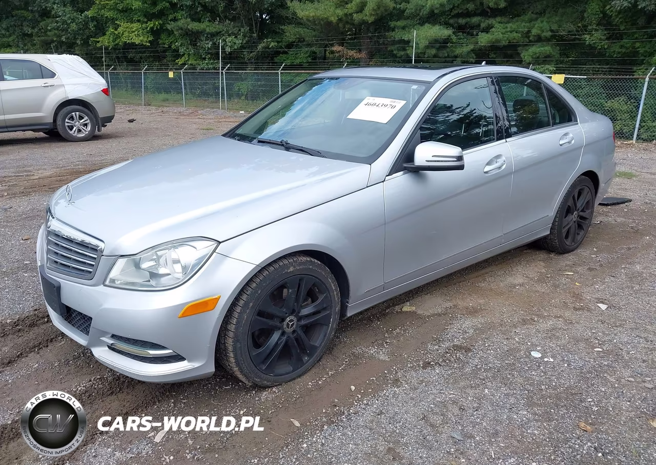 2012 Mercedes-Benz C 300 Luxury 4Matic VIN:WDDGF8BB9CR195189 - 2