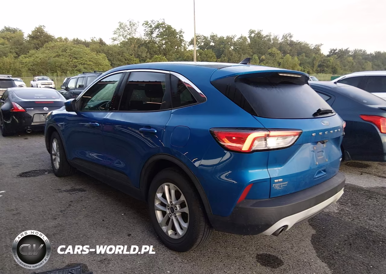 2020 Ford Escape Se VIN:1FMCU0G66LUA93613 - 3